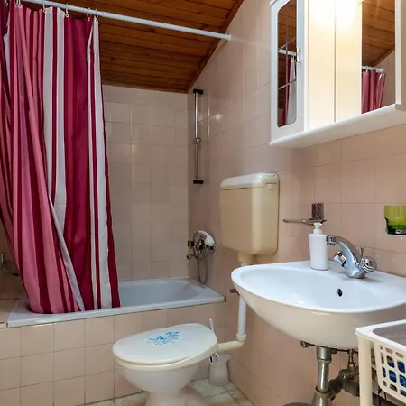 House Domenico 3* רוביני