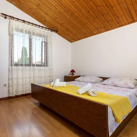 House Domenico בית הארחה