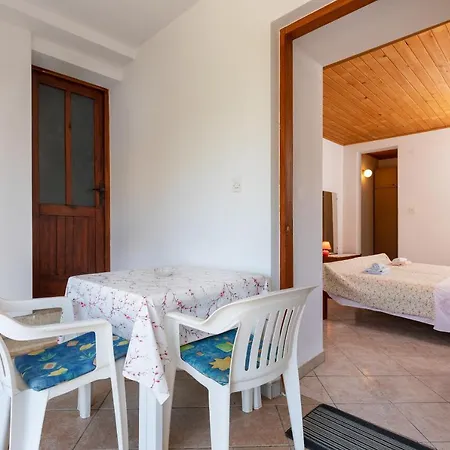 בית הארחה House Domenico 3*