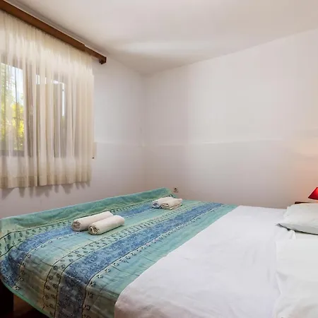 House Domenico 3* רוביני