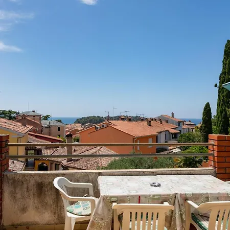 House Domenico בית הארחה