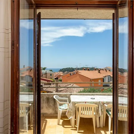 House Domenico בית הארחה