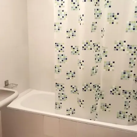 בית הארחה House Domenico רוביני